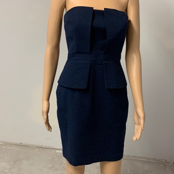 Banana Republic Navy Strapless Peplum Dress, size 2 Petite - Picture 3 of 13